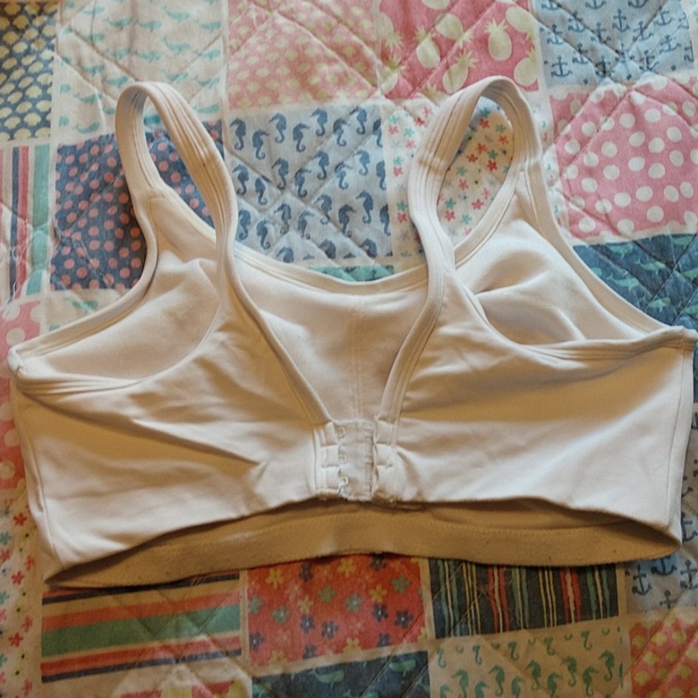2 Sport's Bra's - Picture 8 of 11